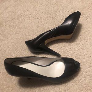 Nine West open toe heel size 9